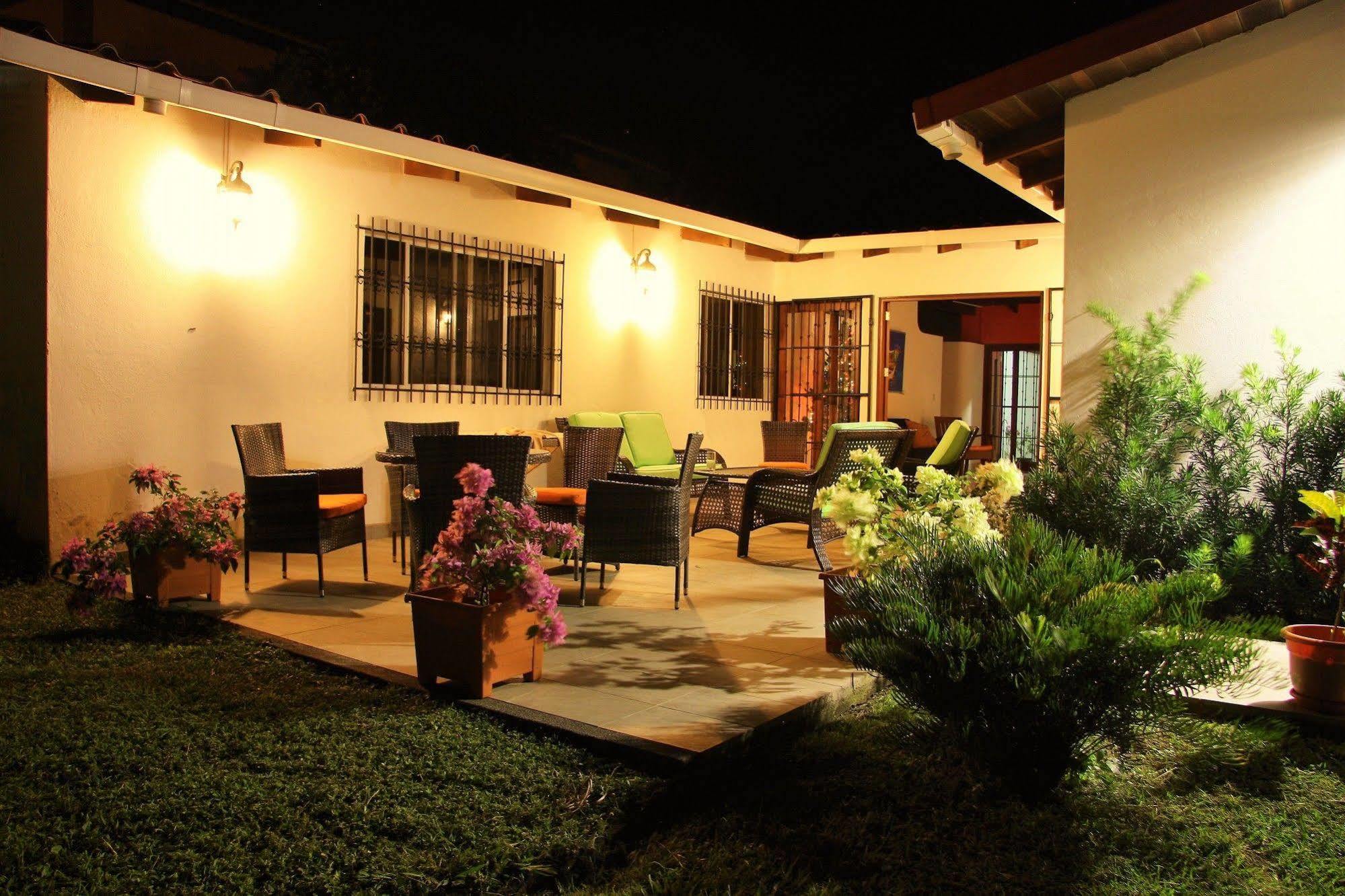 El Mirador Suites Managua Exterior photo