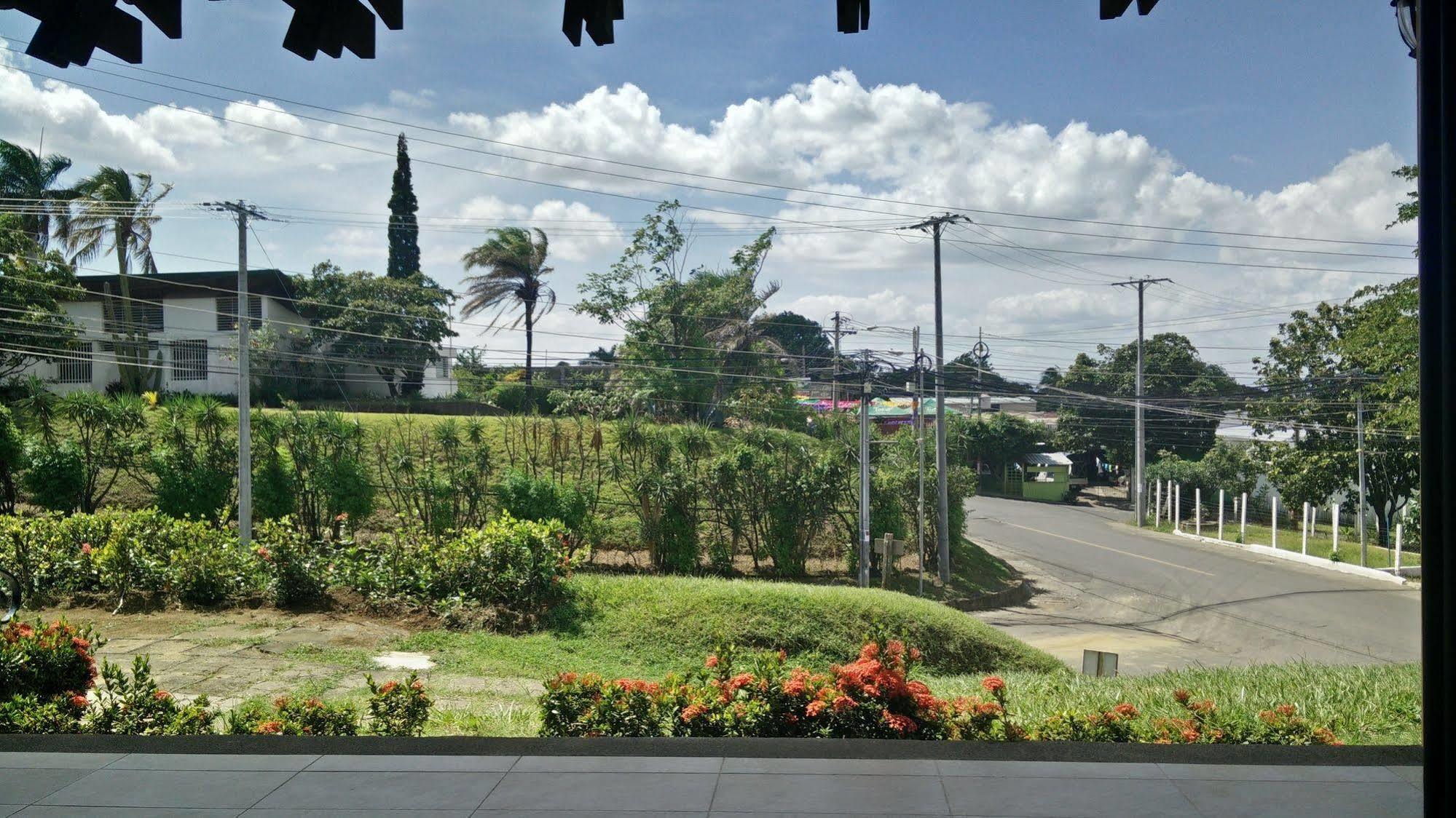El Mirador Suites Managua Exterior photo